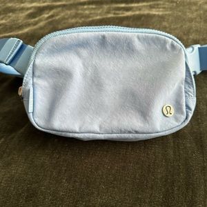 Lululemon belt bag 1L